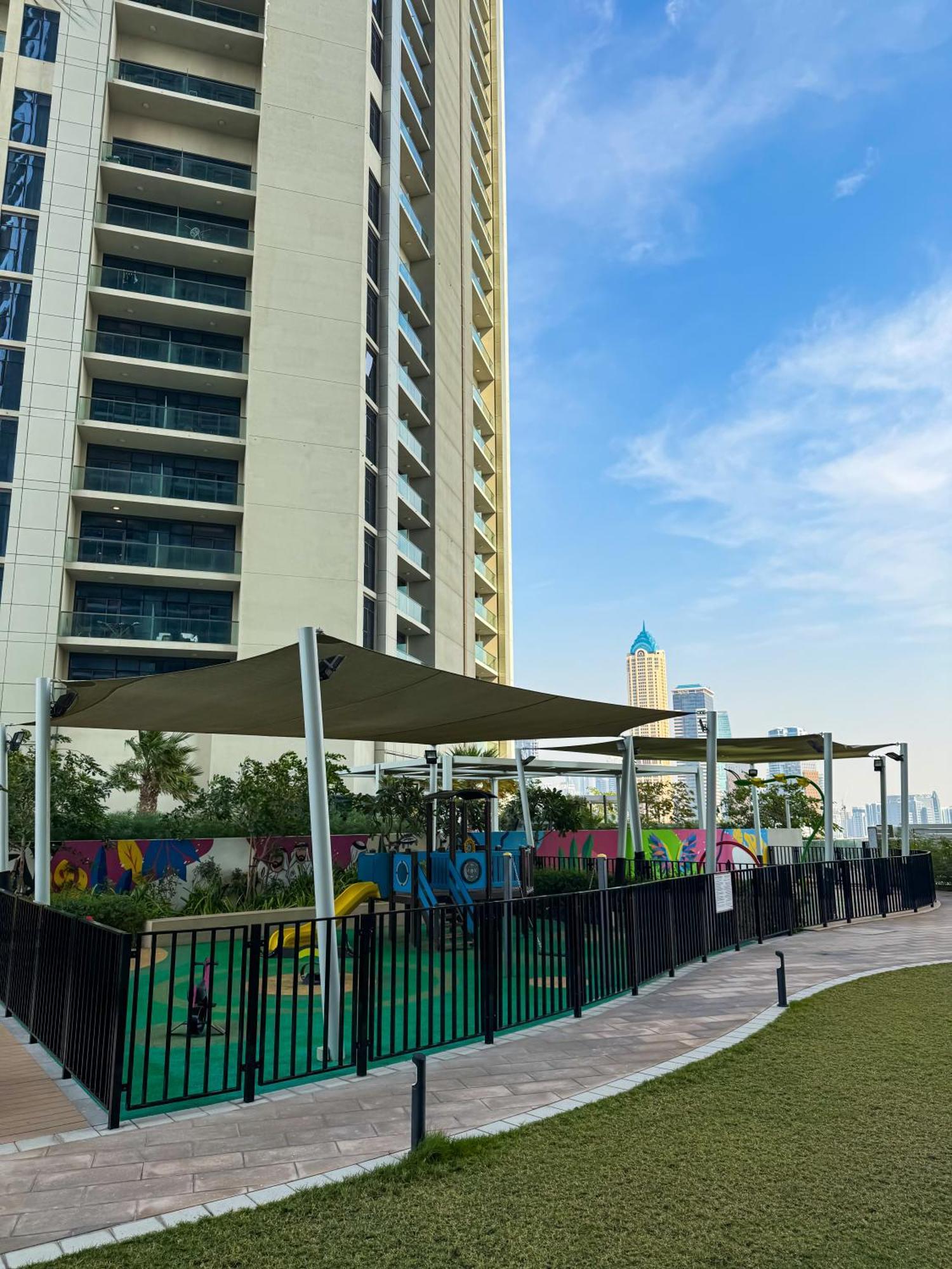 Apartment Lux 3bhk In Businessbay, Canal Views, Great Location Dubai